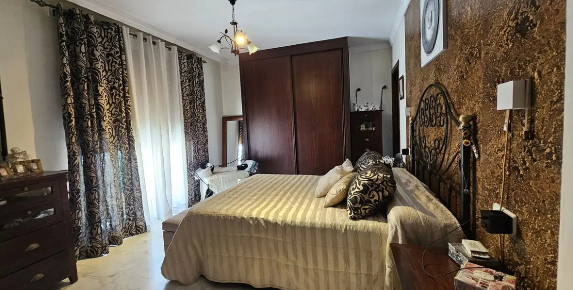 Venta de villa independiente en Los Pacos 46