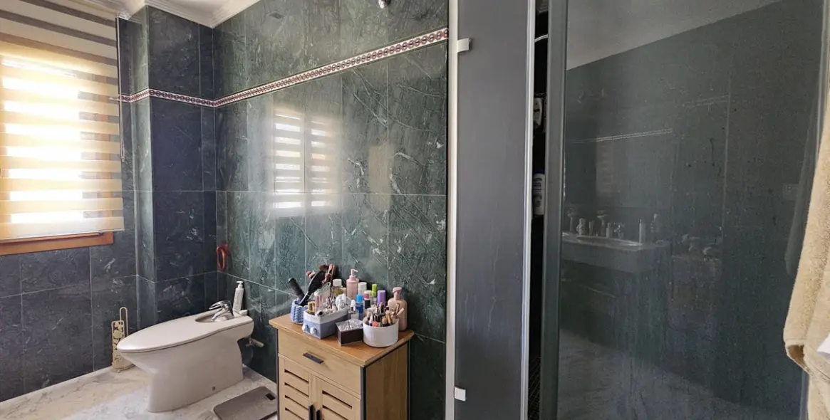 Venta de villa independiente en Los Pacos 69