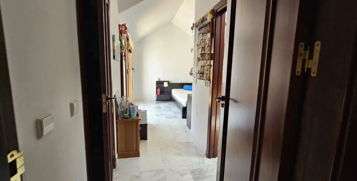 Venta de villa independiente en Los Pacos 73