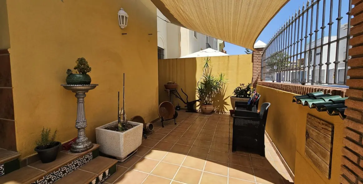 Venta de villa independiente en Los Pacos 87