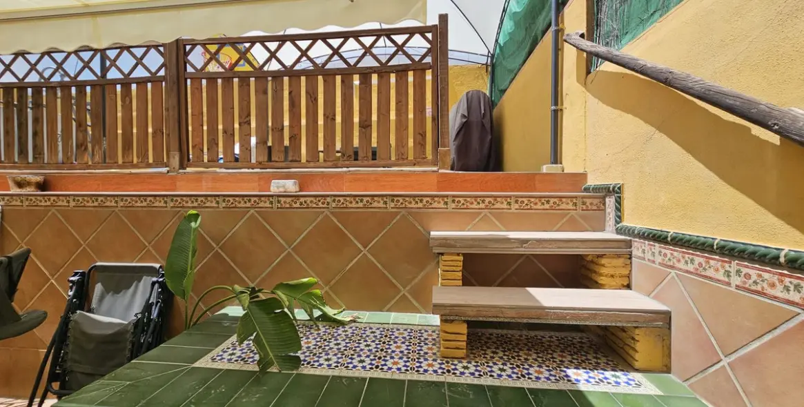 Venta de villa independiente en Los Pacos 97