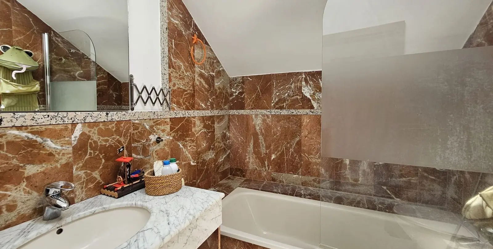 Sale of detached villa in Los Pacos 54