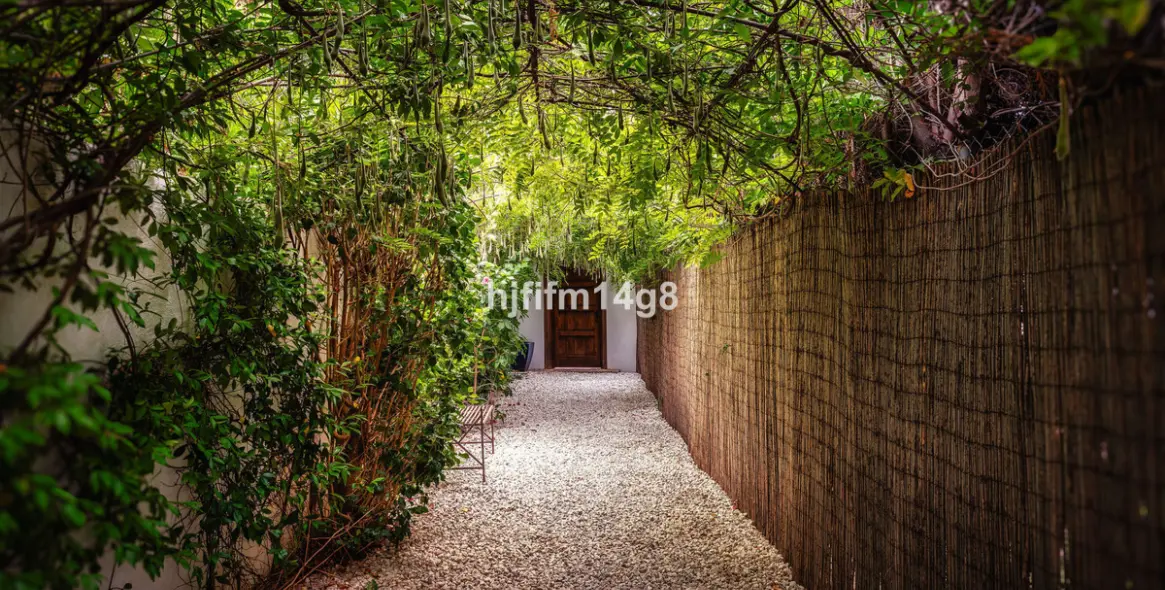 Venta de villa independiente en Estepona 3