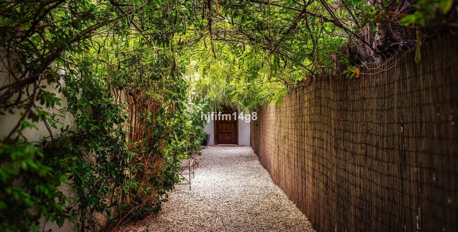 Sale of detached villa in Estepona 3