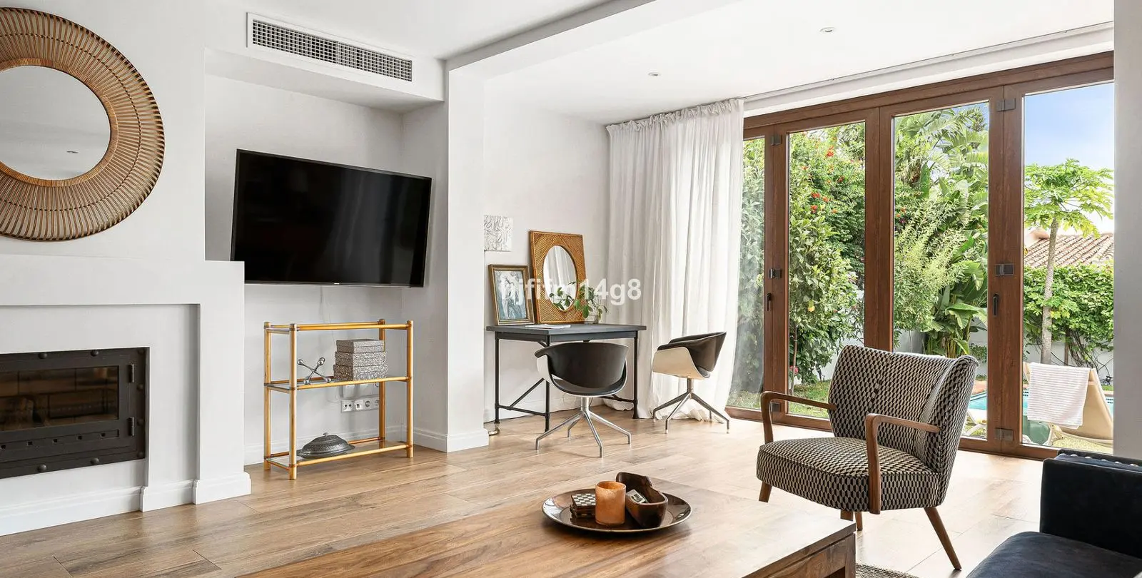 Sale of detached villa in Estepona 6