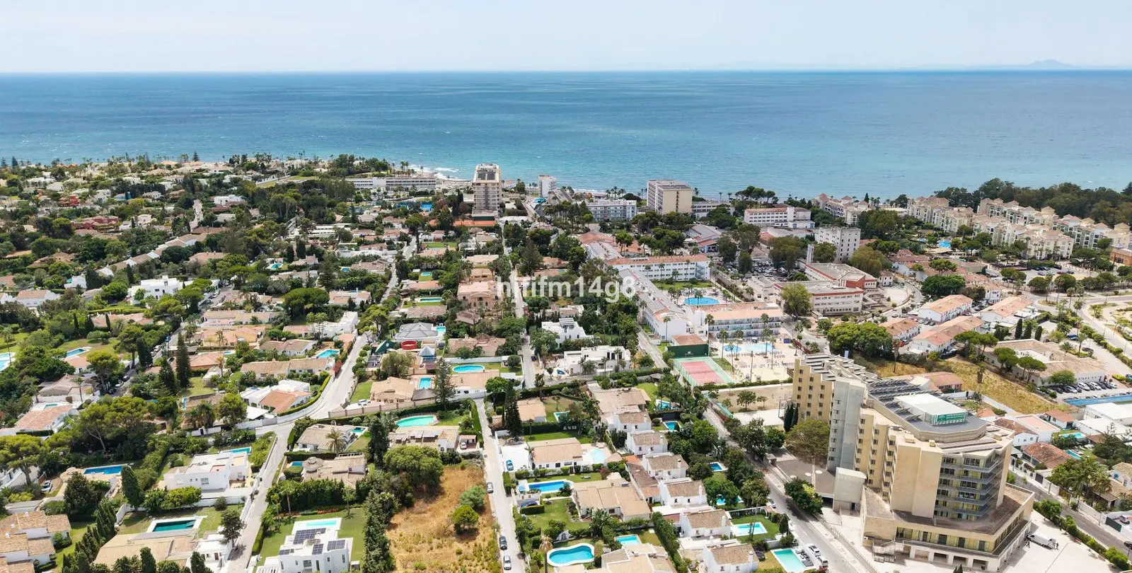 Sale of detached villa in Estepona 29