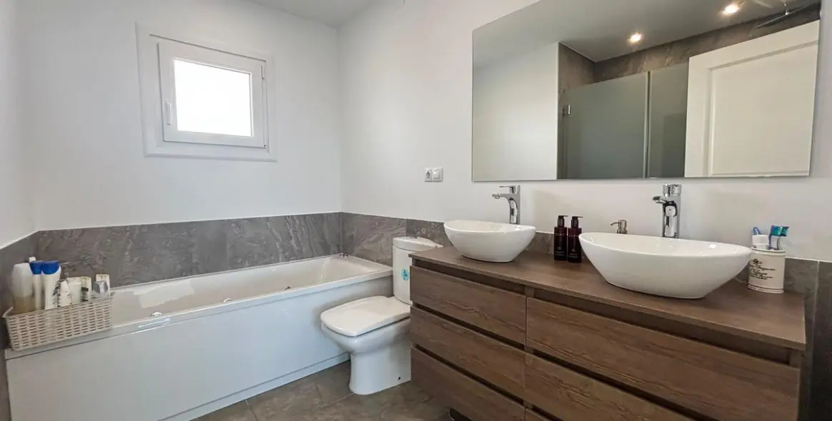Sale of townhouse in Santa Clara 21
