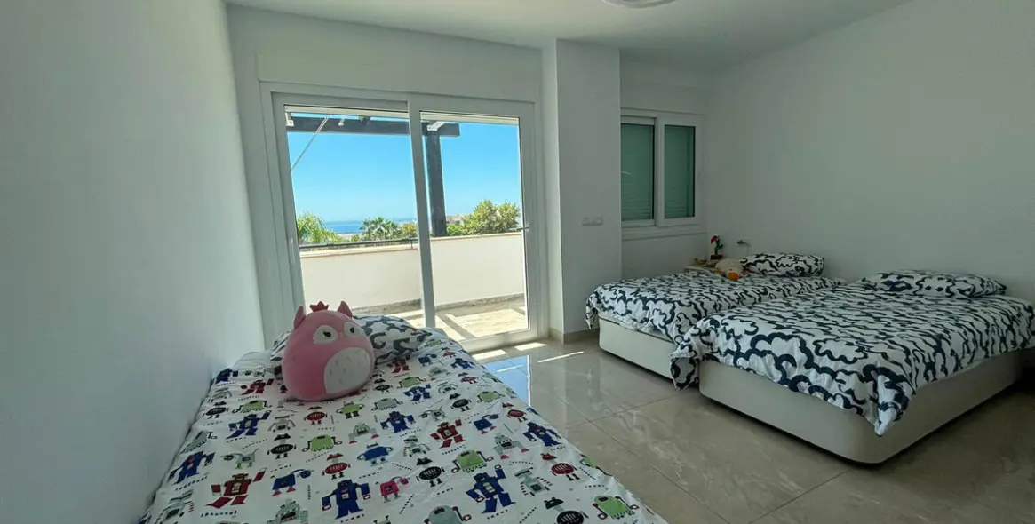 Sale of townhouse in Santa Clara 26