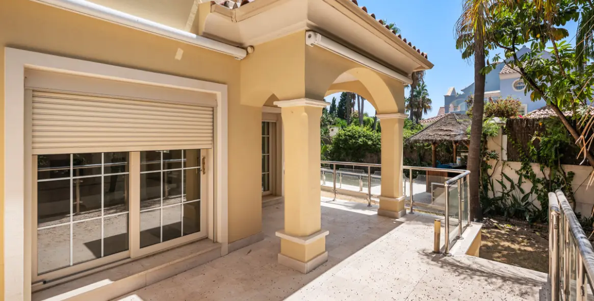 Venta de villa independiente en Cortijo Blanco 31