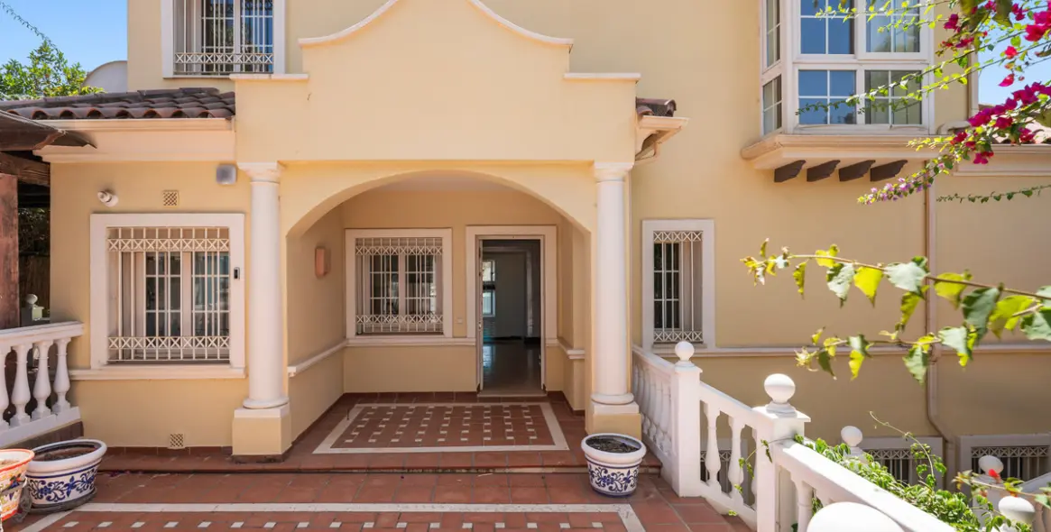 Venta de villa independiente en Cortijo Blanco 33