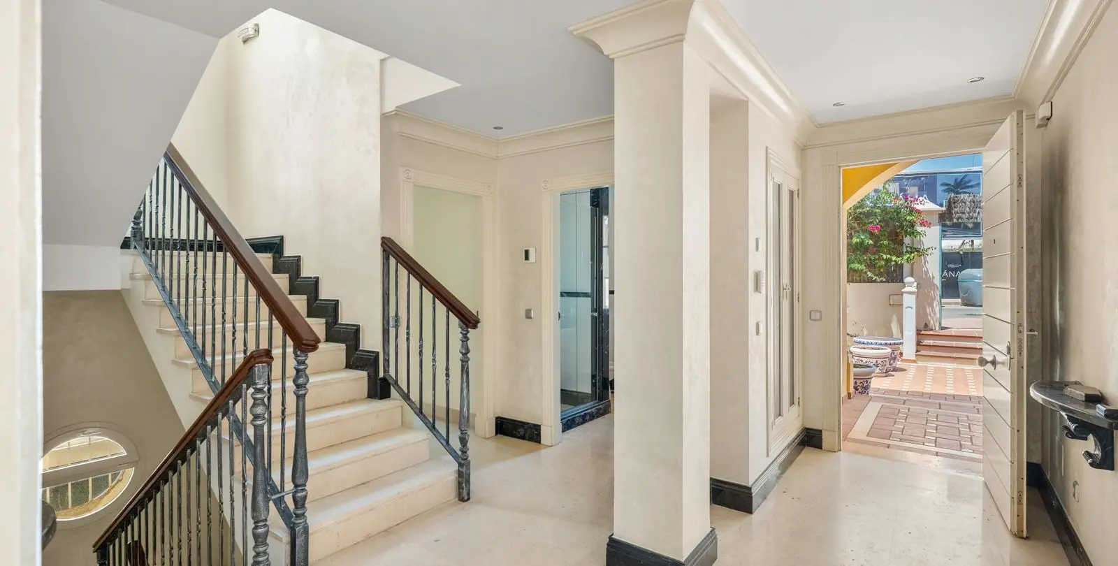Продажа  отдельно стоящей виллы в Cortijo Blanco 11