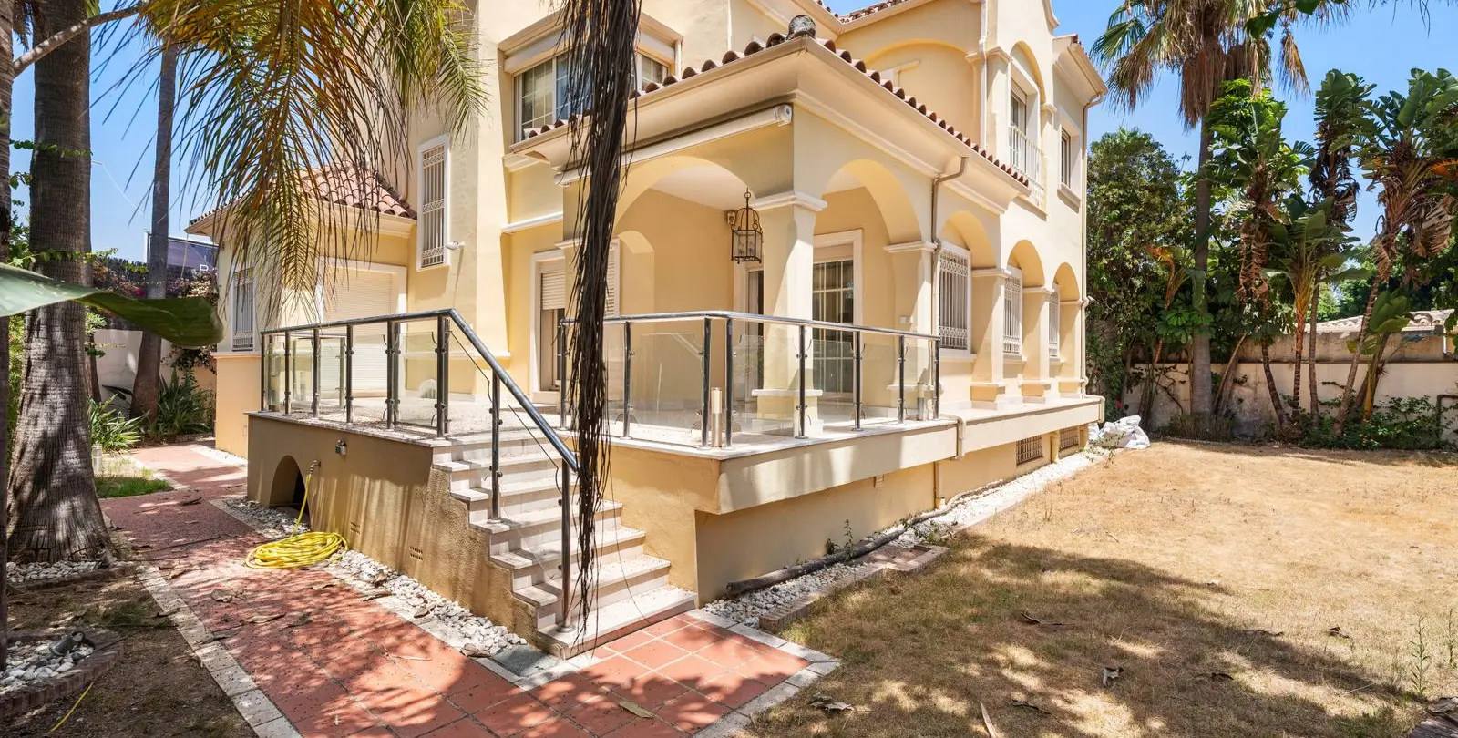Продажа  отдельно стоящей виллы в Cortijo Blanco 41