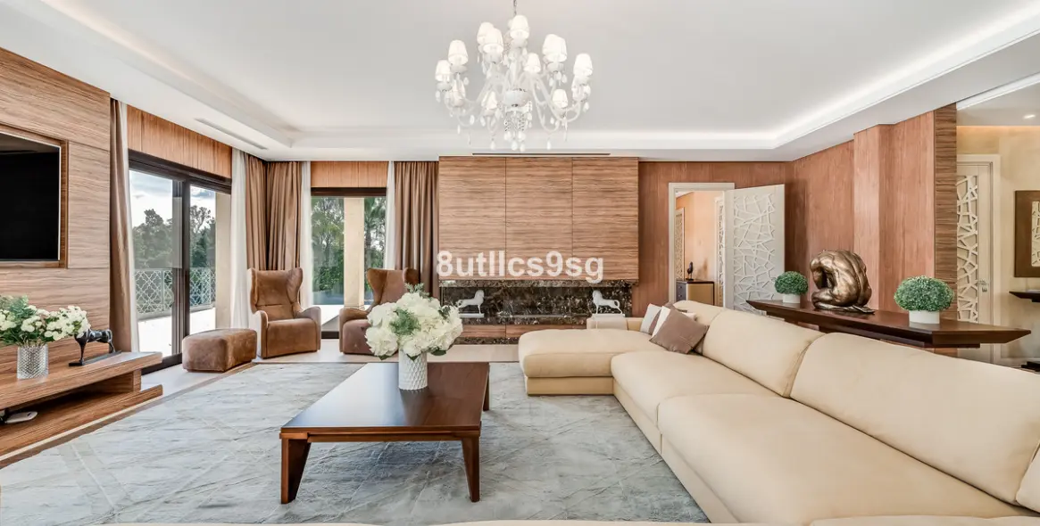 Venta de villa independiente en Nueva Andalucía 3