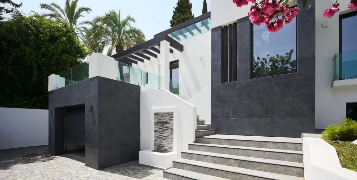 Venta de villa independiente en Sierra Blanca 3