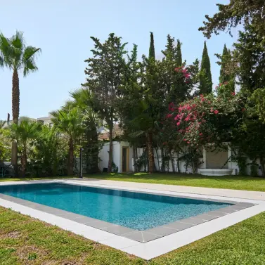 Sale of detached villa in Sierra Blanca