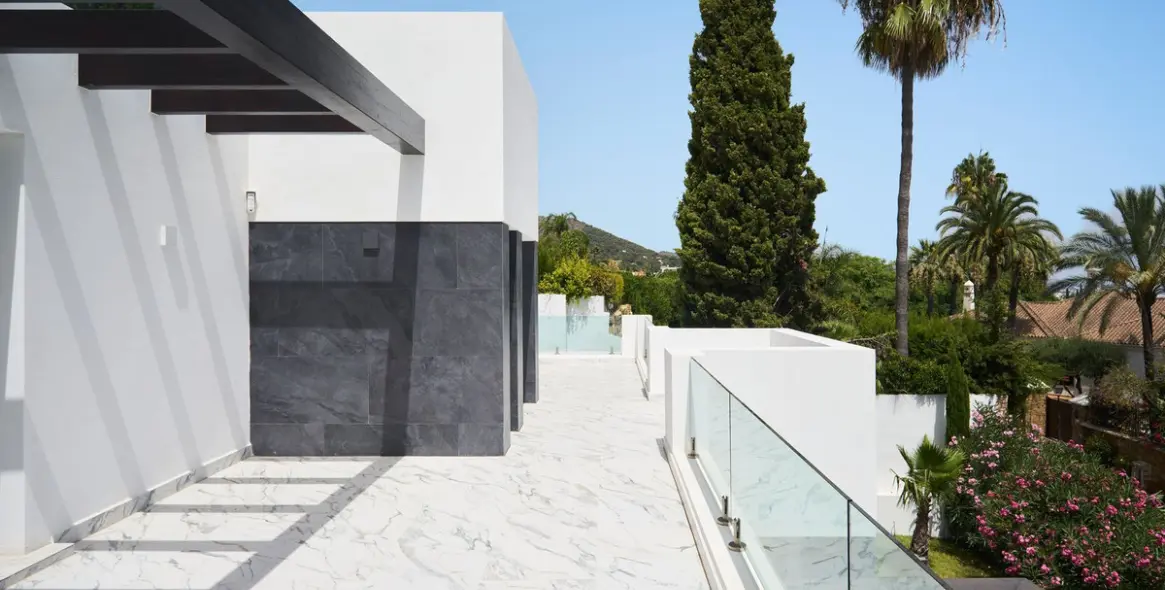 Venta de villa independiente en Sierra Blanca 11