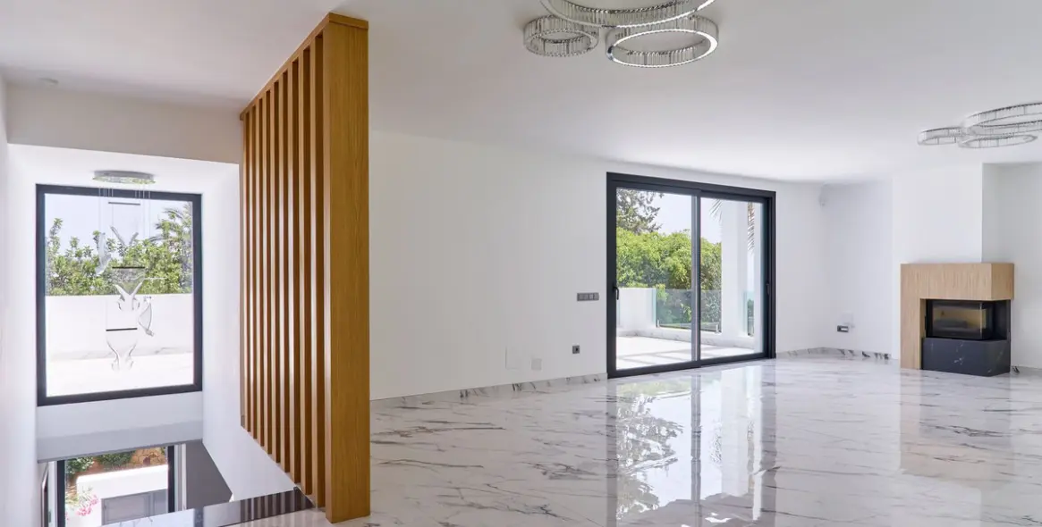 Venta de villa independiente en Sierra Blanca 19