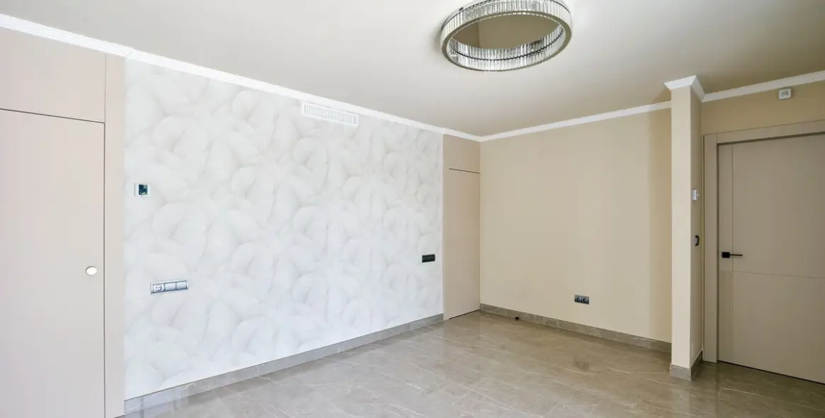 Venta de villa independiente en Sierra Blanca 43