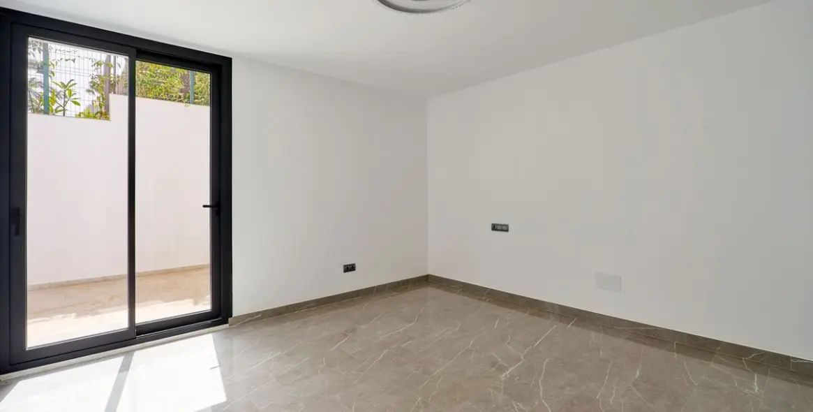 Venta de villa independiente en Sierra Blanca 53