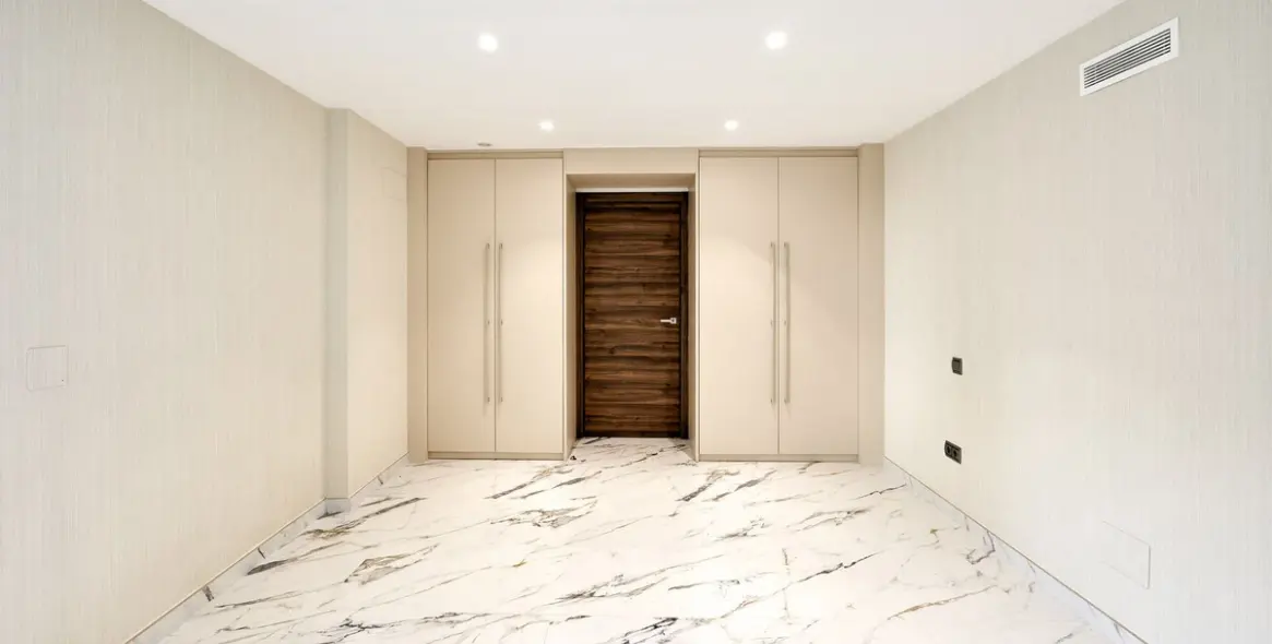 Venta de villa independiente en Sierra Blanca 73