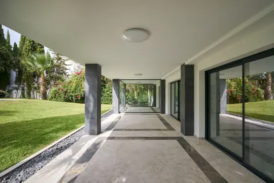 Image 7 thumb
