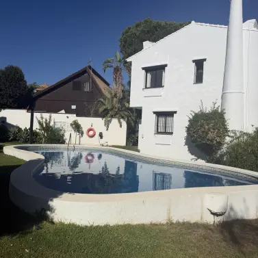 Venta de adosado en Calahonda