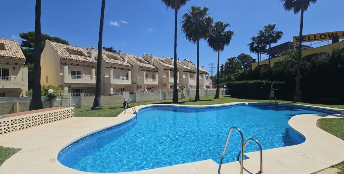Venta de adosado en Marbella 2