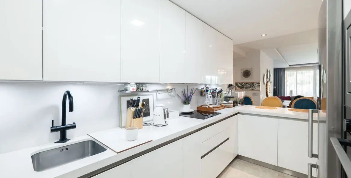 Venta de apartamento en planta baja en Nueva Andalucía 3