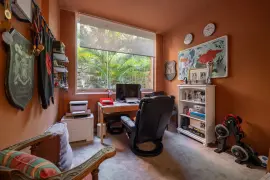 Image 6 thumb