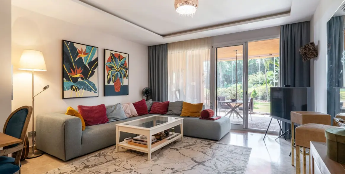 Venta de apartamento en planta baja en Nueva Andalucía 10