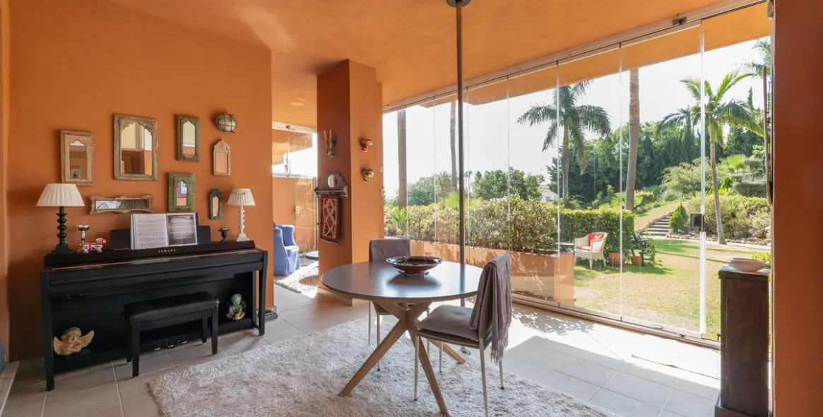 Venta de apartamento en planta baja en Nueva Andalucía 14