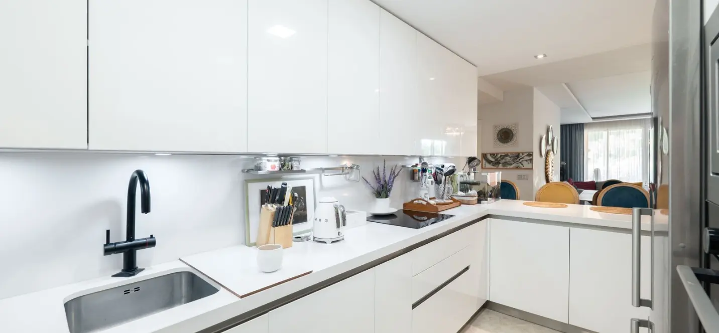 Venta de apartamento en planta baja en Nueva Andalucía 2