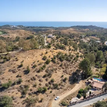Venta de parcela residencial en Cerros del Aguila