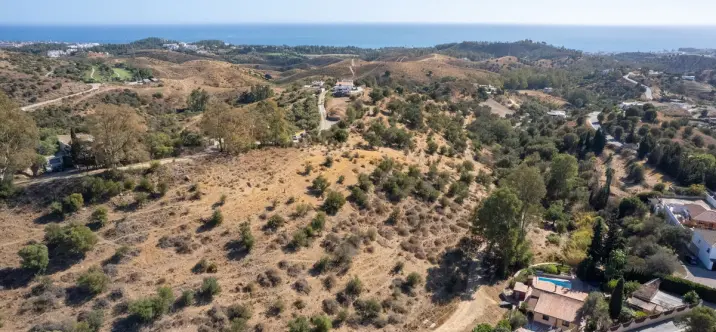 Venta de parcela residencial en Cerros del Aguila 4
