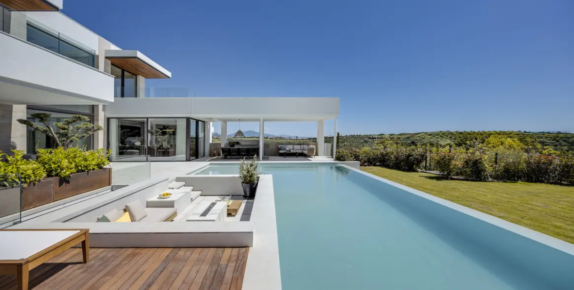 Venta de villa independiente en Casares 2