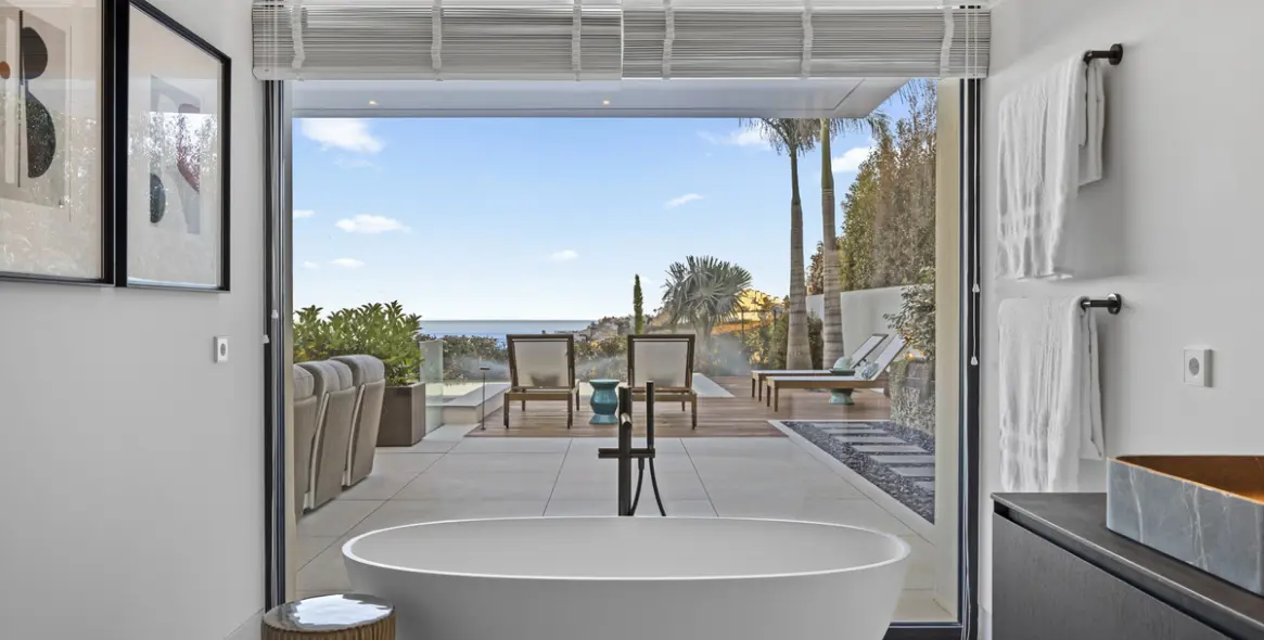 Venta de villa independiente en Casares 9