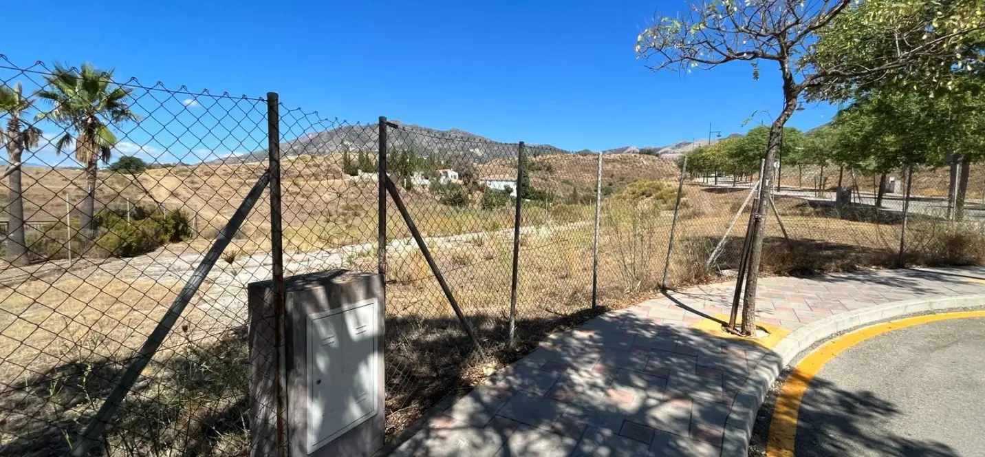 Sale of residential plot in Fuengirola 4