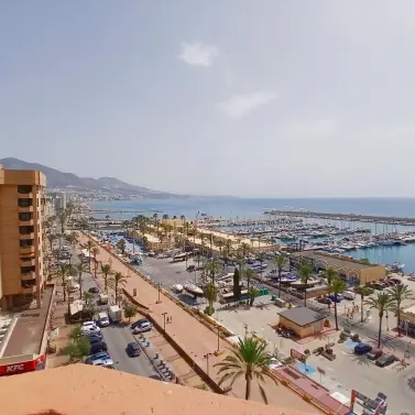 Venta de apartamento en planta media en Fuengirola