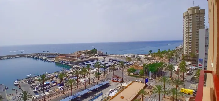 Venta de apartamento en planta media en Fuengirola 3