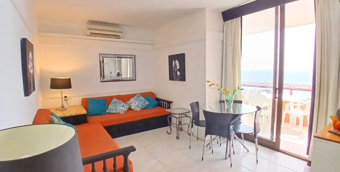 Venta de apartamento en planta media en Fuengirola 5