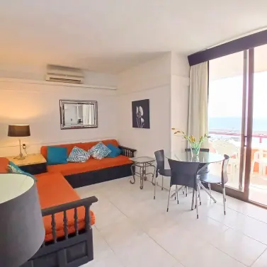 Venta de apartamento en planta media en Fuengirola