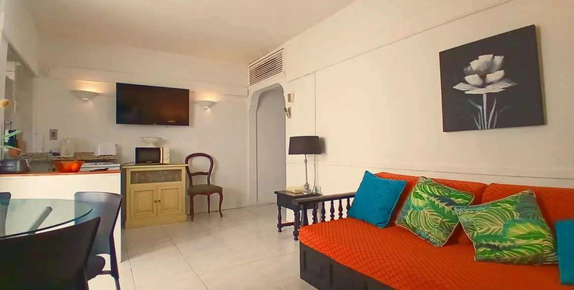 Venta de apartamento en planta media en Fuengirola 6