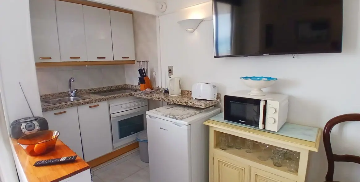 Venta de apartamento en planta media en Fuengirola 8