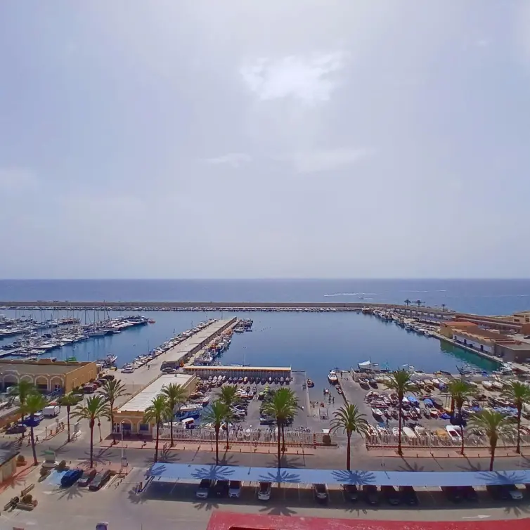 Venta de apartamento en planta media en Fuengirola