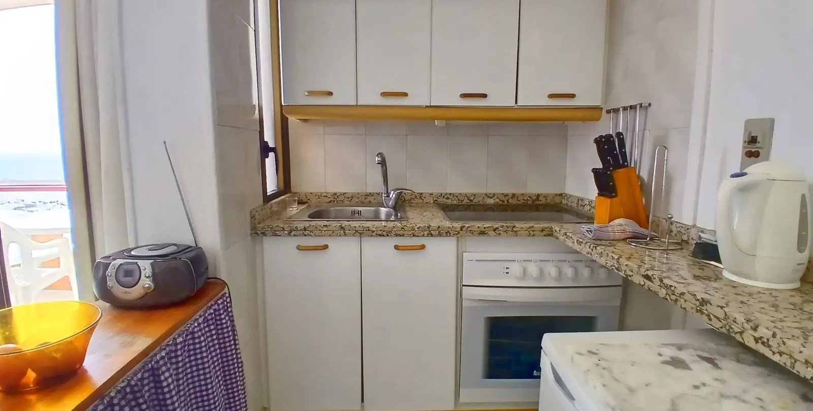 Venta de apartamento en planta media en Fuengirola 9