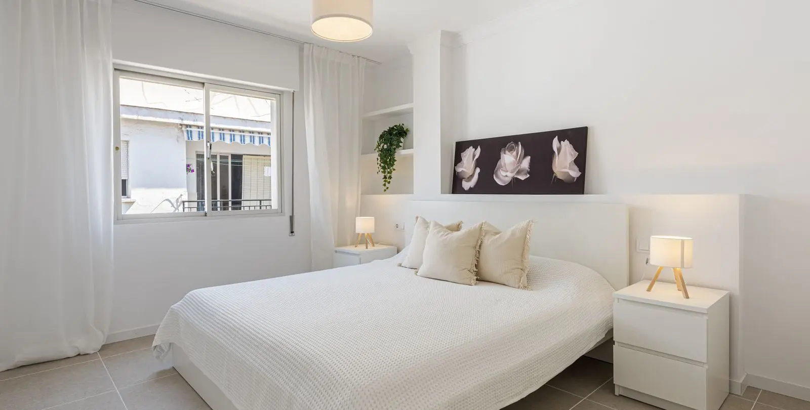Sale of middle floor apartment in Estepona 9