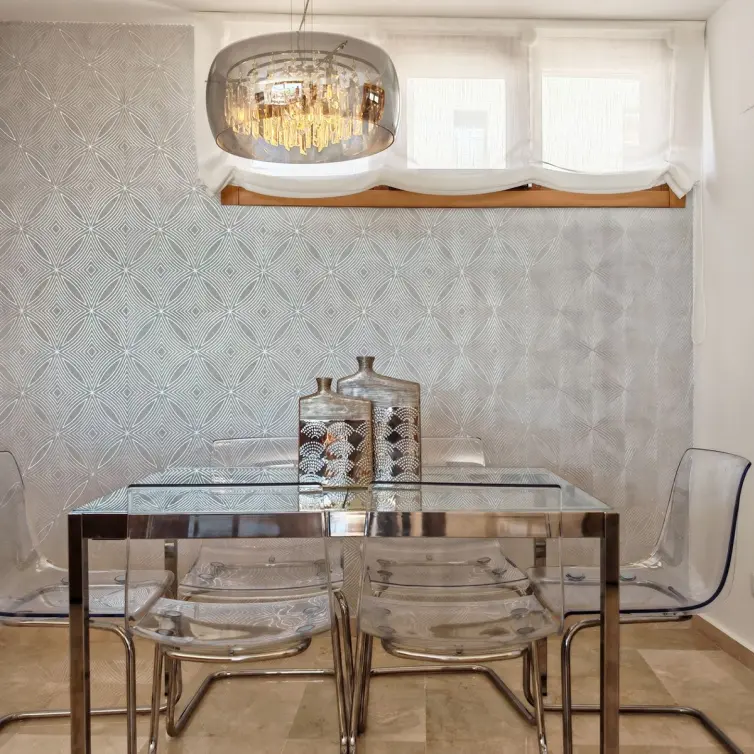 Sale of middle floor apartment in Altos de los Monteros