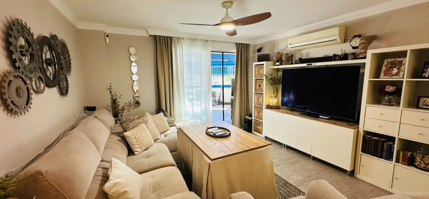 Продажа апартаментов на среднем этаже в Fuengirola 2