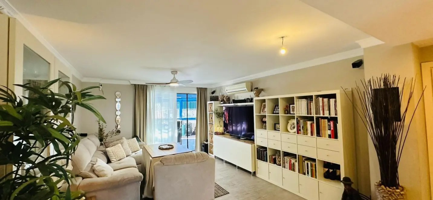 Продажа апартаментов на среднем этаже в Fuengirola 3