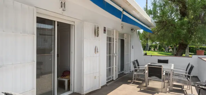 Sale of ground floor apartment in Nueva Andalucía 4